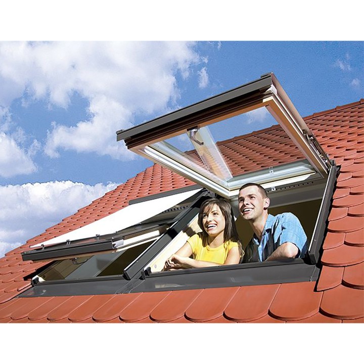 Ventana para tejado proyectante-giratoria FAKRO FPP-V MAX 4