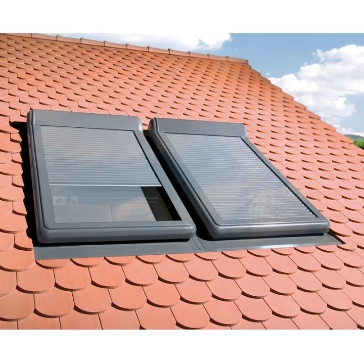 Persiana exterior FAKRO eléctrica ARZ Z-Wave 3