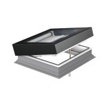 Ventana para cubierta plana FAKRO TIPO Z P2 con toldillo AMZ/Z 3