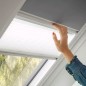 Cortina de oscurecimiento VELUX DUO manual DFD (color estándar) Cortina de oscurecimiento VELUX DUO manual DFD (color estándar)