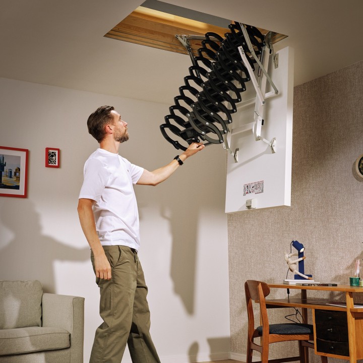 Escalera escamoteable de tijera metálica LSE ENERGY EFFICIENT - Fakro 3